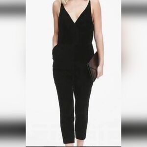 🆕️ Velvet jumpsuit, Banana Republic (4)